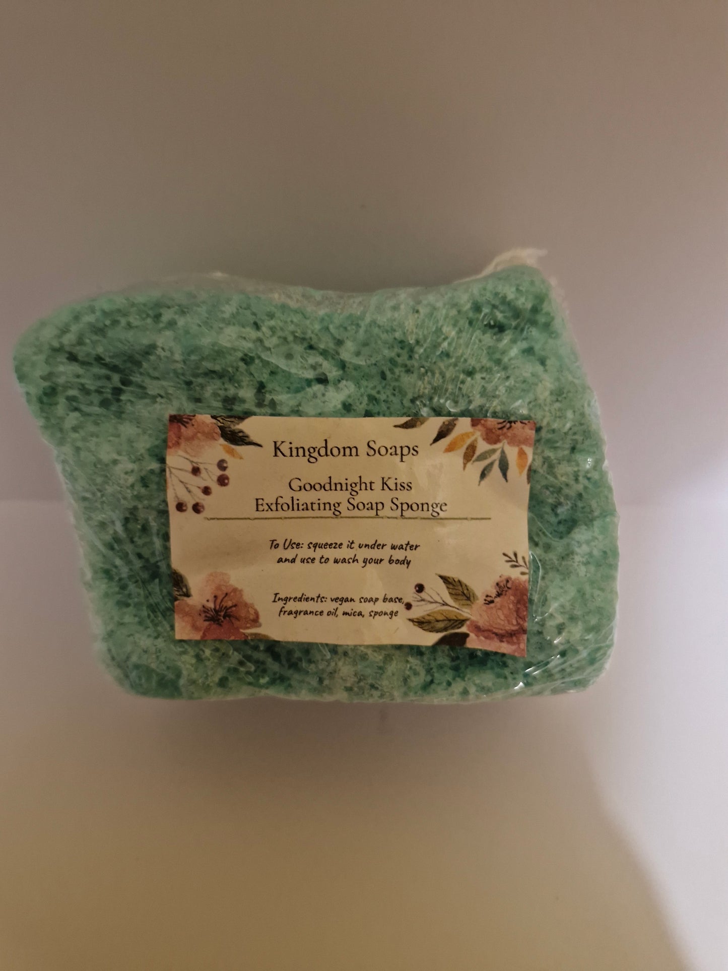Goodnight kiss soap sponge
