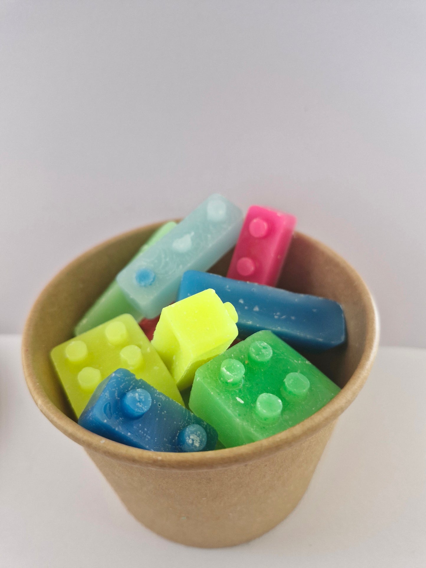 Lego wax melt scoopie pot in Rhubarb and plum